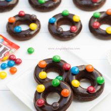 Čokoládové M&M’s donutky
